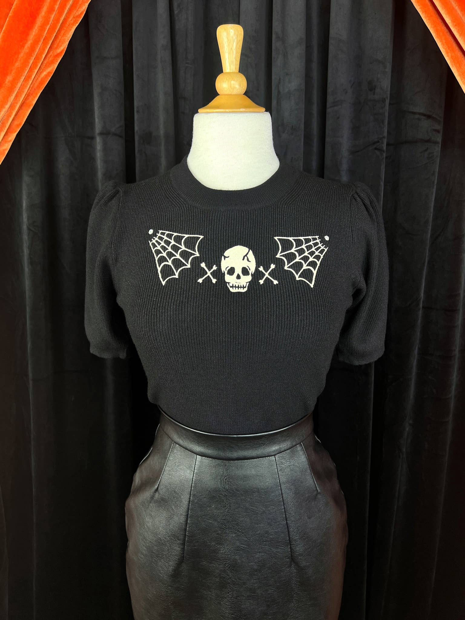 Skull Web Short Sleeve Sweater in Black Secondary image