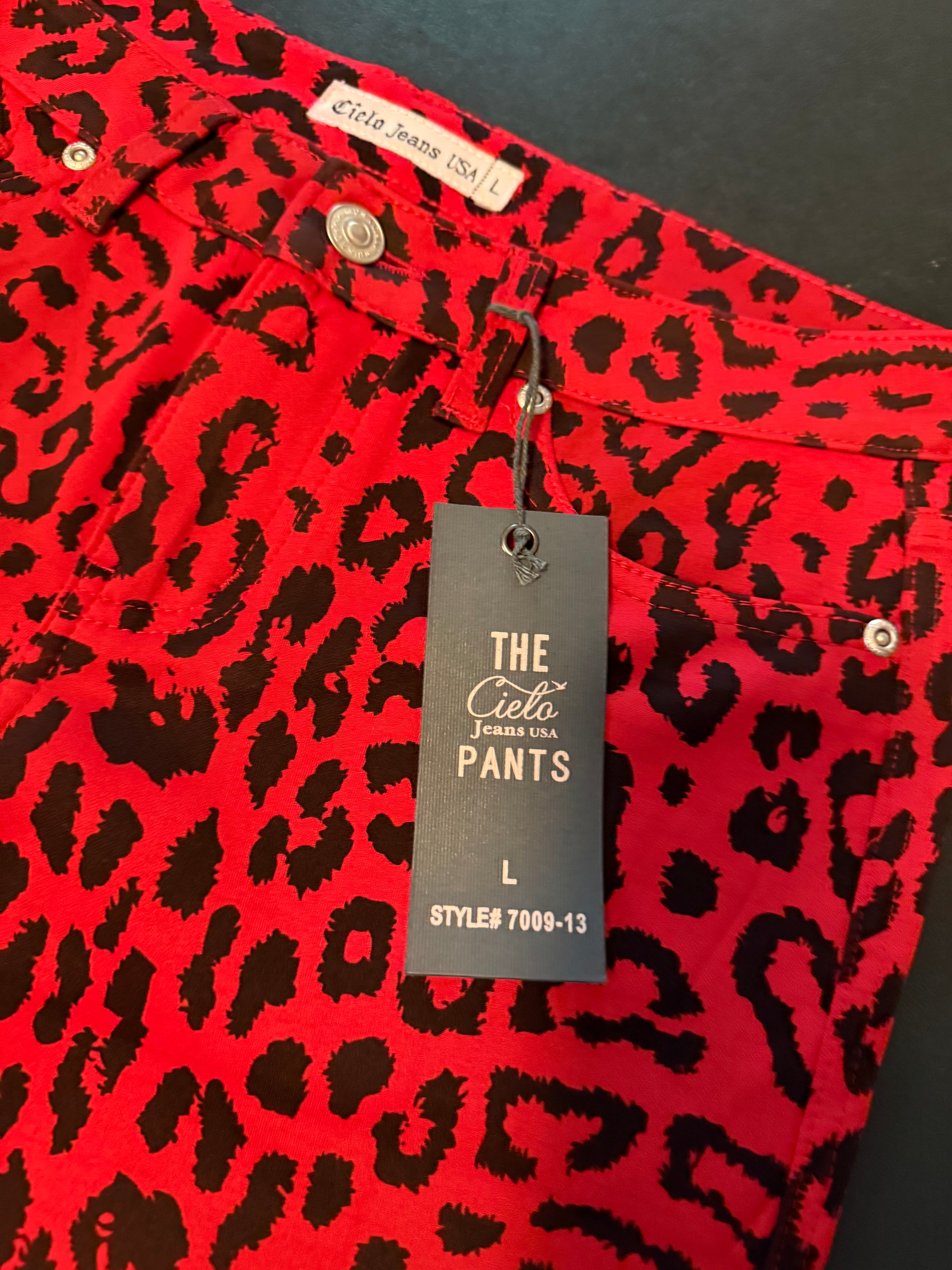 NWT Cielo Leopard Print Jeans