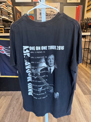 Men's Paul McCartney One on One 2016 Tee Shirt Size Large