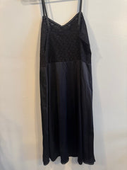 Vintage Vanity Faire Black Slip Size Medium