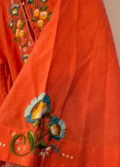 Pre-Owned Peach Embroidered Button Up Top Size Medium
