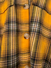 Pre-Owned Peach Love Big Button Flannel Size Medium