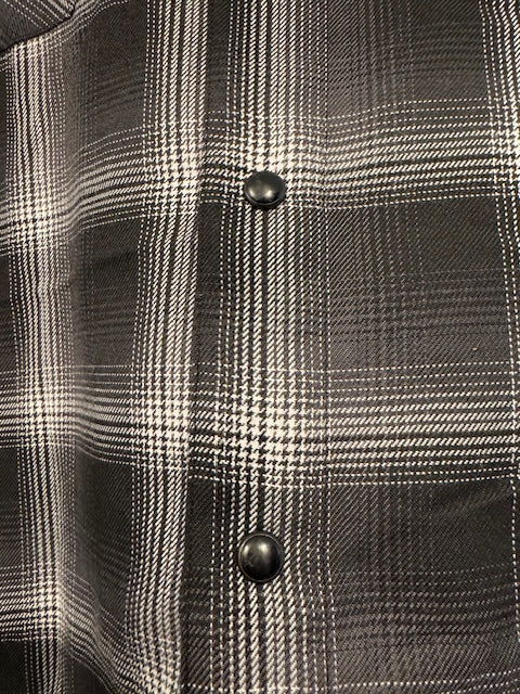 Pre-Owned Dixxon Flannel "The Static" Size Extra Large