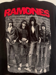 NEW Ramones Tee Shirt Size Large