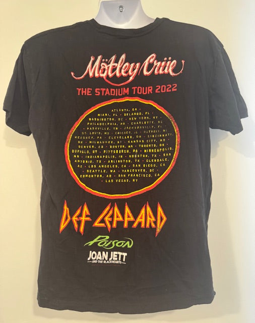 Pre-Owned Motley Crue/Def Leppard 2022 Concert Tour Tee Shirt Size Large