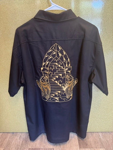 NWOT INDESTRUCTIBLE MFG 4 YEARS STRONG SIZE LARGE