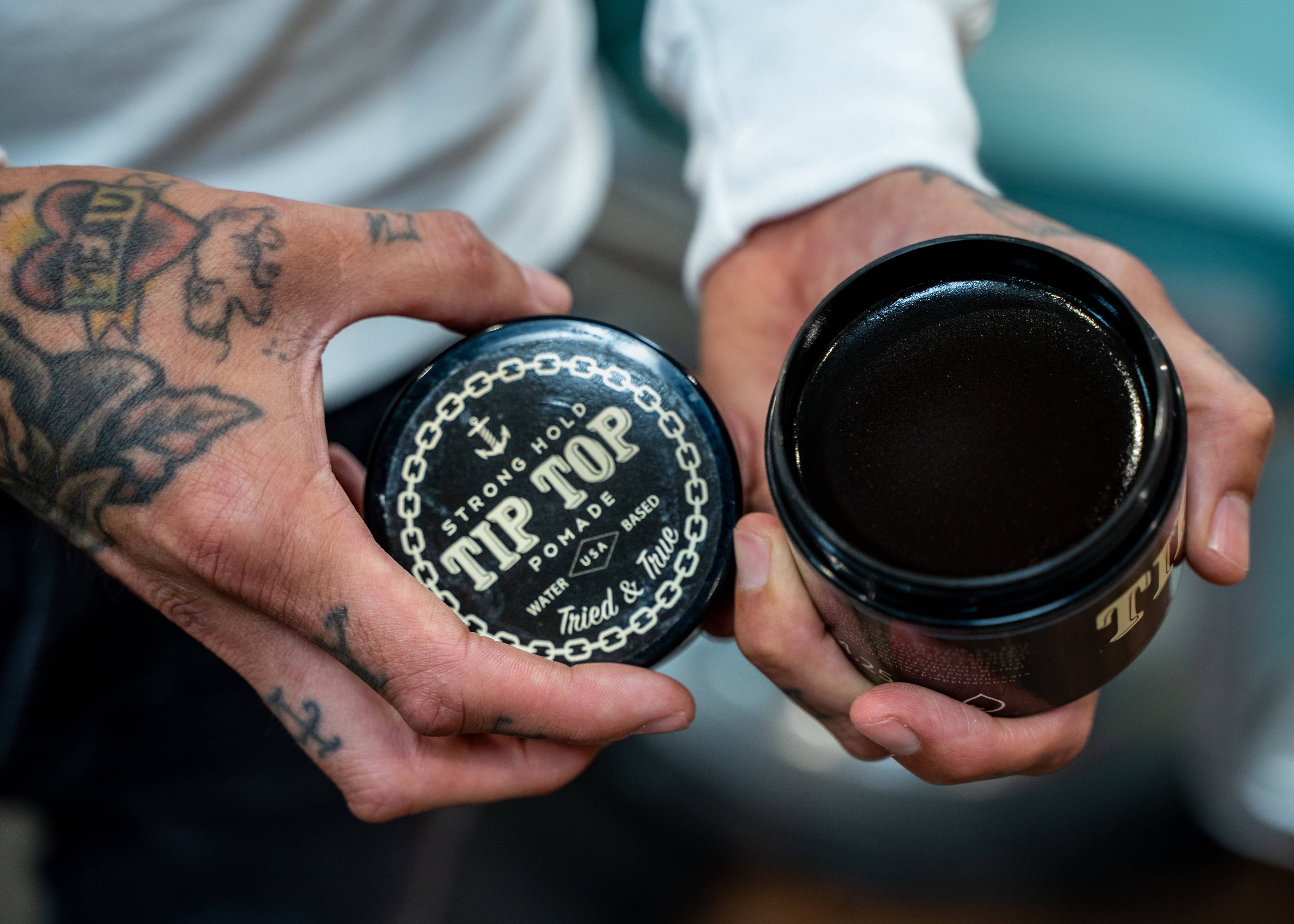 TIP TOP Strong Hold Pomade