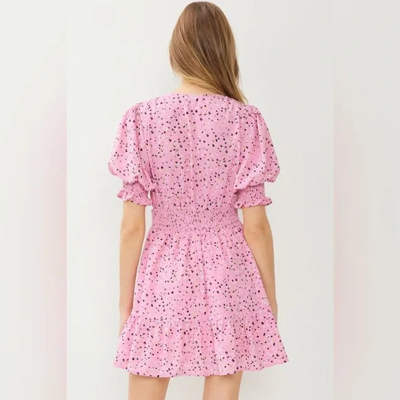 NWT Entro Dotted v-neck 1/2 sleeve mini dress Size Medium